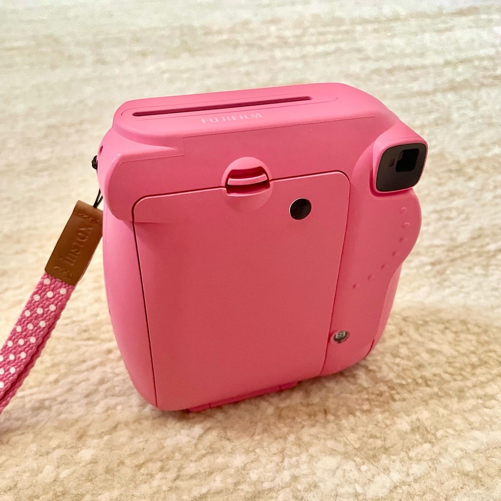 Fujifilm Instax Mini 9 Pink - Picture 2 of 3